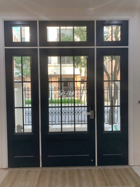 CỬA CHÍNH KHUNG GỖ HUỲNH KÍNH KẾT HỢP CHỈ TRANG TRÍ - CG03